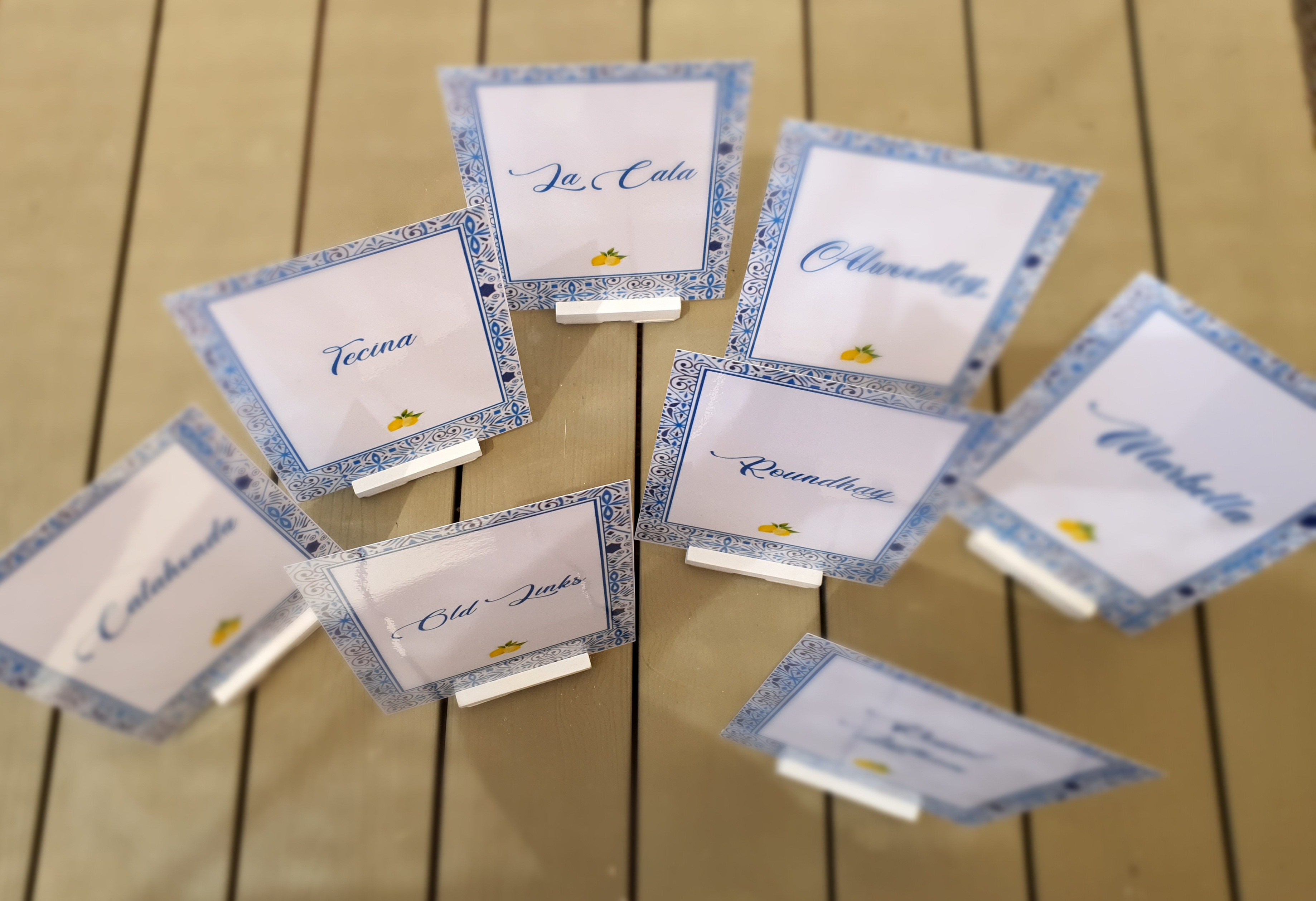 Personalised wedding namecards